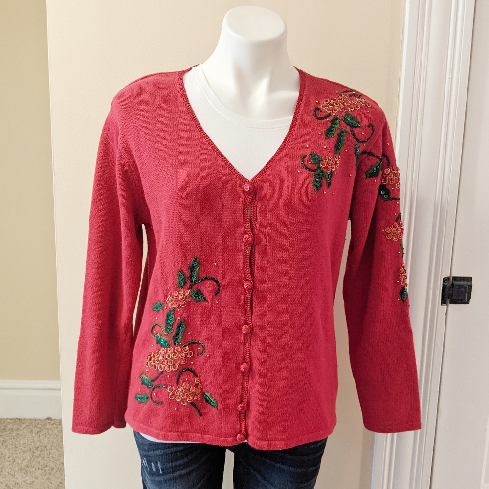Heirloom Collectables holiday cardigan.